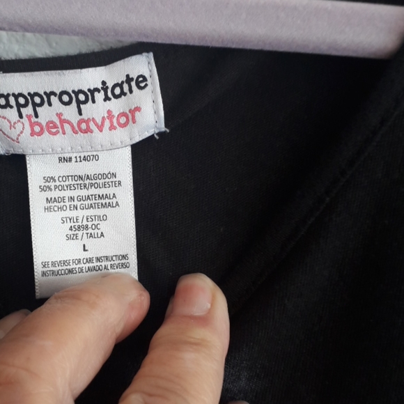 Appropriate Behavior Snow Leopard Top - Picture 3 of 6